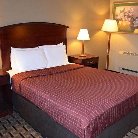 Shorecrest Motor Inn Detroit Luaran gambar